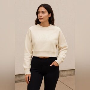 Nike Off-White Cropped Sweatshirt size XS